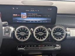 Mercedes-Benz GLB GLB 250 SUV 2026