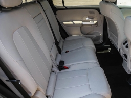 Mercedes-Benz GLB GLB 250 SUV 2026