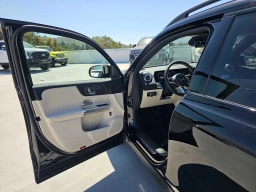 Mercedes-Benz GLB GLB 250 SUV 2026