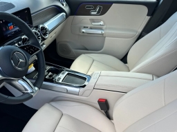 Mercedes-Benz GLB GLB 250 4MATIC SUV 2026