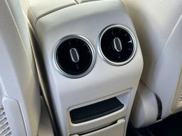 Mercedes-Benz GLB GLB 250 4MATIC SUV 2026