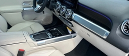 Mercedes-Benz GLB GLB 250 4MATIC SUV 2026