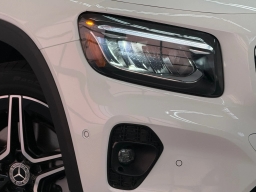 Mercedes-Benz GLB GLB 250 4MATIC SUV 2026