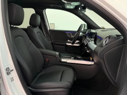 Mercedes-Benz GLB GLB 250 4MATIC SUV 2026