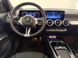 Mercedes-Benz GLB GLB 250 4MATIC SUV 2026