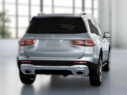 Mercedes-Benz GLB GLB 250 4MATIC SUV 2026