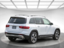 Mercedes-Benz GLB GLB 250 4MATIC SUV 2026