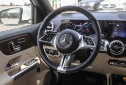 Mercedes-Benz GLB GLB 250 4MATIC SUV 2026