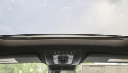 Mercedes-Benz GLB GLB 250 4MATIC SUV 2026