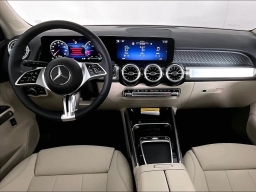 Mercedes-Benz GLB GLB 250 4MATIC SUV 2026