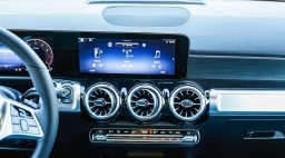 Mercedes-Benz GLB GLB 250 4MATIC SUV 2026