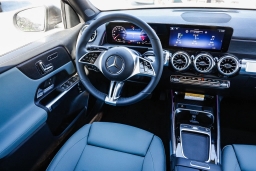 Mercedes-Benz GLB GLB 250 4MATIC SUV 2026