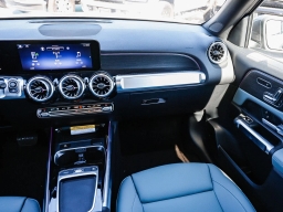 Mercedes-Benz GLB GLB 250 4MATIC SUV 2026