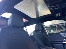 Mercedes-Benz GLB GLB 250 4MATIC SUV 2026
