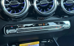 Mercedes-Benz GLB GLB 250 4MATIC SUV 2026