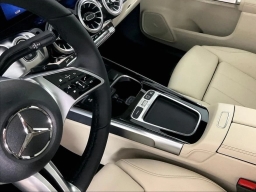 Mercedes-Benz GLB GLB 250 4MATIC SUV 2026