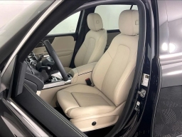 Mercedes-Benz GLB GLB 250 4MATIC SUV 2026