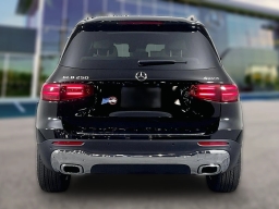 Mercedes-Benz GLB GLB 250 4MATIC SUV 2026