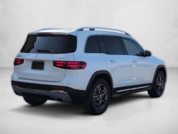 Mercedes-Benz GLB GLB 250 4MATIC SUV 2026