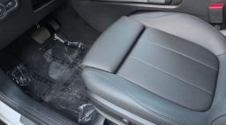 Mercedes-Benz GLB GLB 250 4MATIC SUV 2026