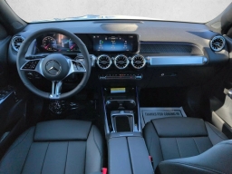 Mercedes-Benz GLB GLB 250 4MATIC SUV 2026