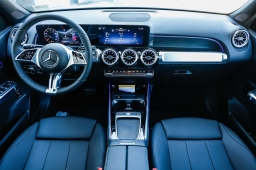 Mercedes-Benz GLB GLB 250 4MATIC SUV 2026