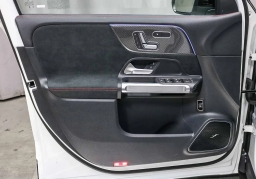 Mercedes-Benz GLB AMG GLB 35 4MATIC SUV 2026