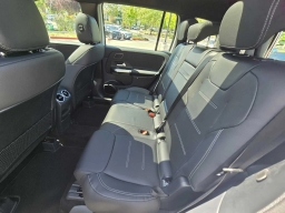 Mercedes-Benz GLB AMG GLB 35 4MATIC SUV 2026