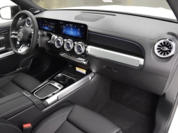 Mercedes-Benz GLB AMG GLB 35 4MATIC SUV 2026