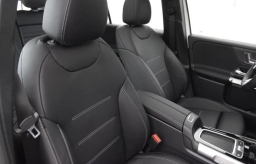 Mercedes-Benz GLB AMG GLB 35 4MATIC SUV 2026