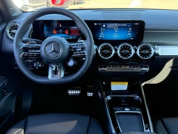 Mercedes-Benz GLB AMG GLB 35 4MATIC SUV 2026