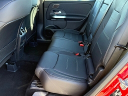 Mercedes-Benz GLB AMG GLB 35 4MATIC SUV 2026