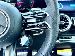 Mercedes-Benz GLB AMG GLB 35 4MATIC SUV 2026