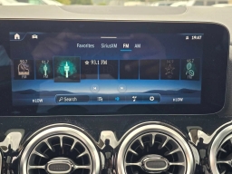 Mercedes-Benz GLA GLA 250 SUV 2026