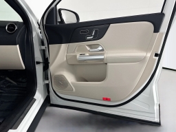 Mercedes-Benz GLA GLA 250 SUV 2026