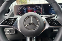 Mercedes-Benz GLA GLA 250 SUV 2026