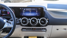 Mercedes-Benz GLA GLA 250 SUV 2026