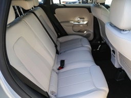 Mercedes-Benz GLA GLA 250 SUV 2026