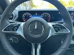 Mercedes-Benz GLA GLA 250 SUV 2026