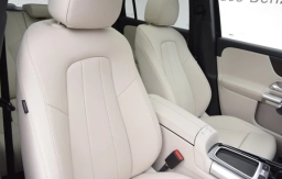 Mercedes-Benz GLA GLA 250 SUV 2026