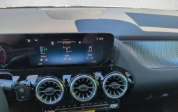Mercedes-Benz GLA GLA 250 4MATIC SUV 2026
