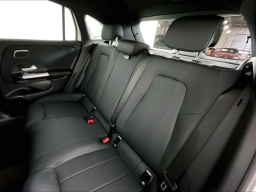 Mercedes-Benz GLA GLA 250 4MATIC SUV 2026