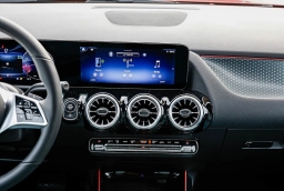 Mercedes-Benz GLA GLA 250 4MATIC SUV 2026