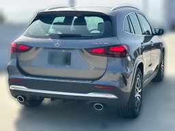 Mercedes-Benz GLA AMG GLA 35 4MATIC SUV 2025