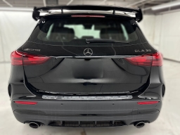 Mercedes-Benz GLA AMG GLA 35 4MATIC SUV 2026