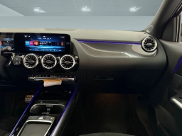 Mercedes-Benz GLA AMG GLA 35 4MATIC SUV 2026