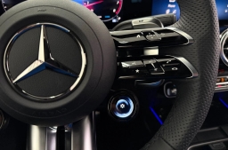 Mercedes-Benz GLA AMG GLA 35 4MATIC SUV 2026