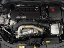 Mercedes-Benz GLA AMG GLA 35 4MATIC SUV 2026