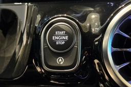 Mercedes-Benz GLA AMG GLA 35 4MATIC SUV 2026