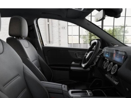 Mercedes-Benz GLA AMG GLA 35 4MATIC SUV 2026